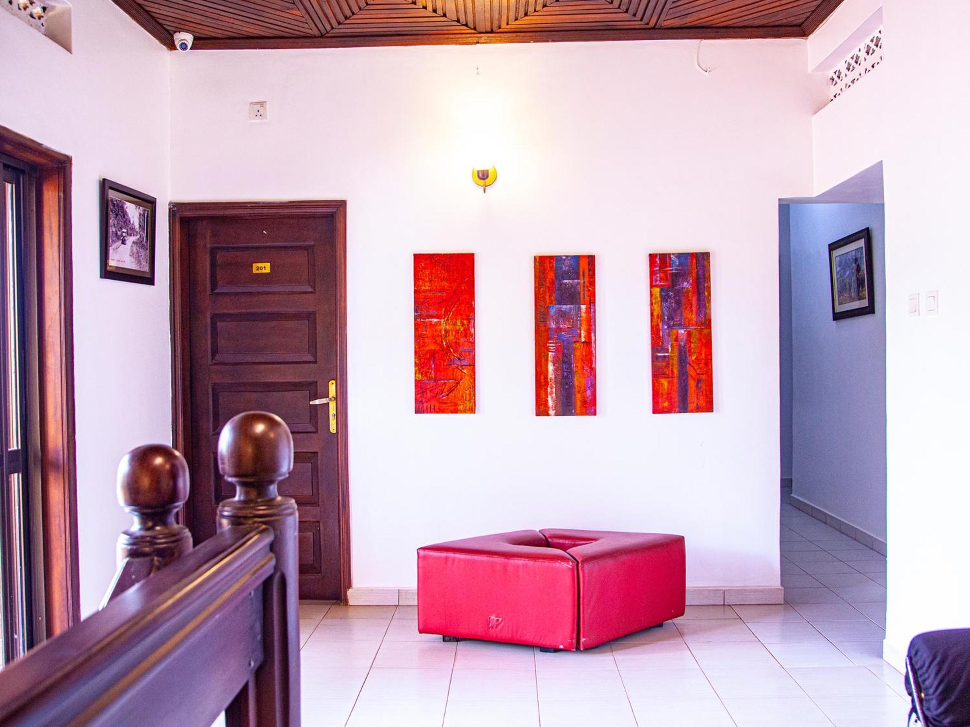 Explorers Hub คัมพาลา ภายนอก รูปภาพ