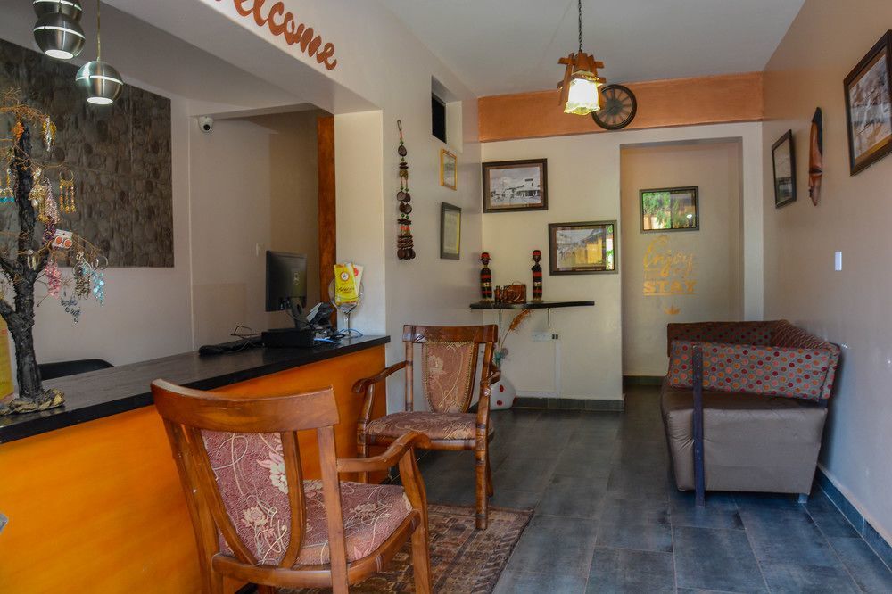 Explorers Hub คัมพาลา ภายนอก รูปภาพ