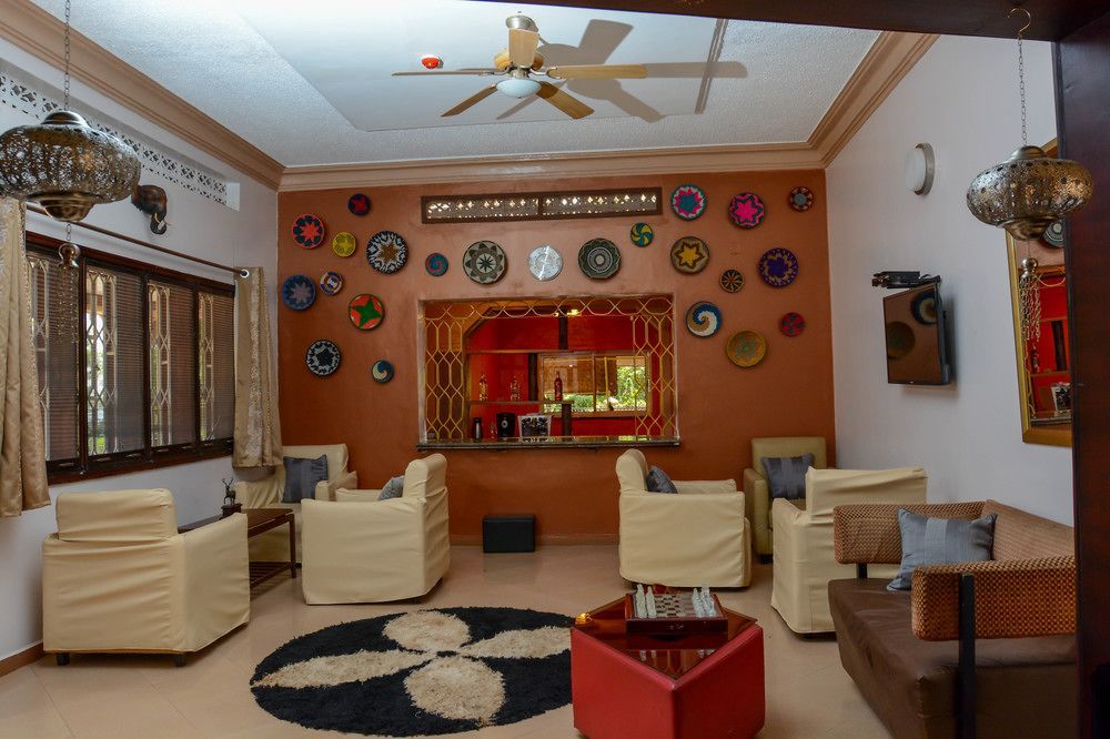 Explorers Hub คัมพาลา ภายนอก รูปภาพ