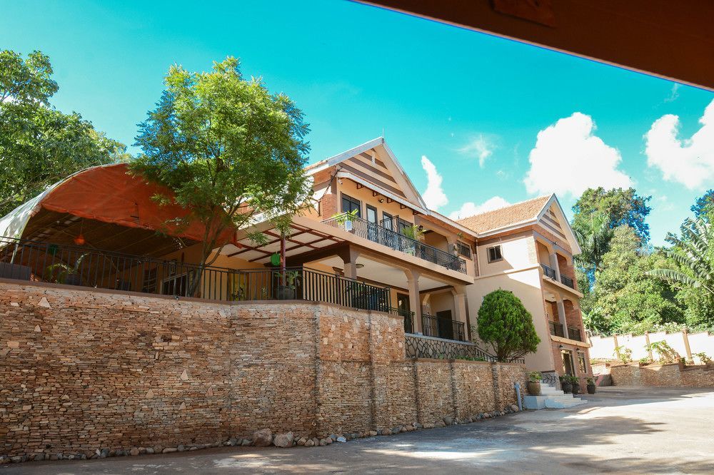 Explorers Hub คัมพาลา ภายนอก รูปภาพ